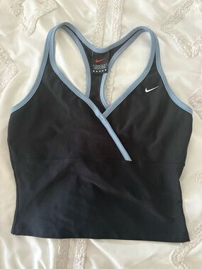 Nike vintage crop tank